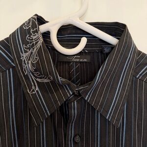Two A.M. Mens Large Black Striped Shirt with Embroidery